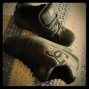 Dc Mens Net SE Shoes

BLK 14